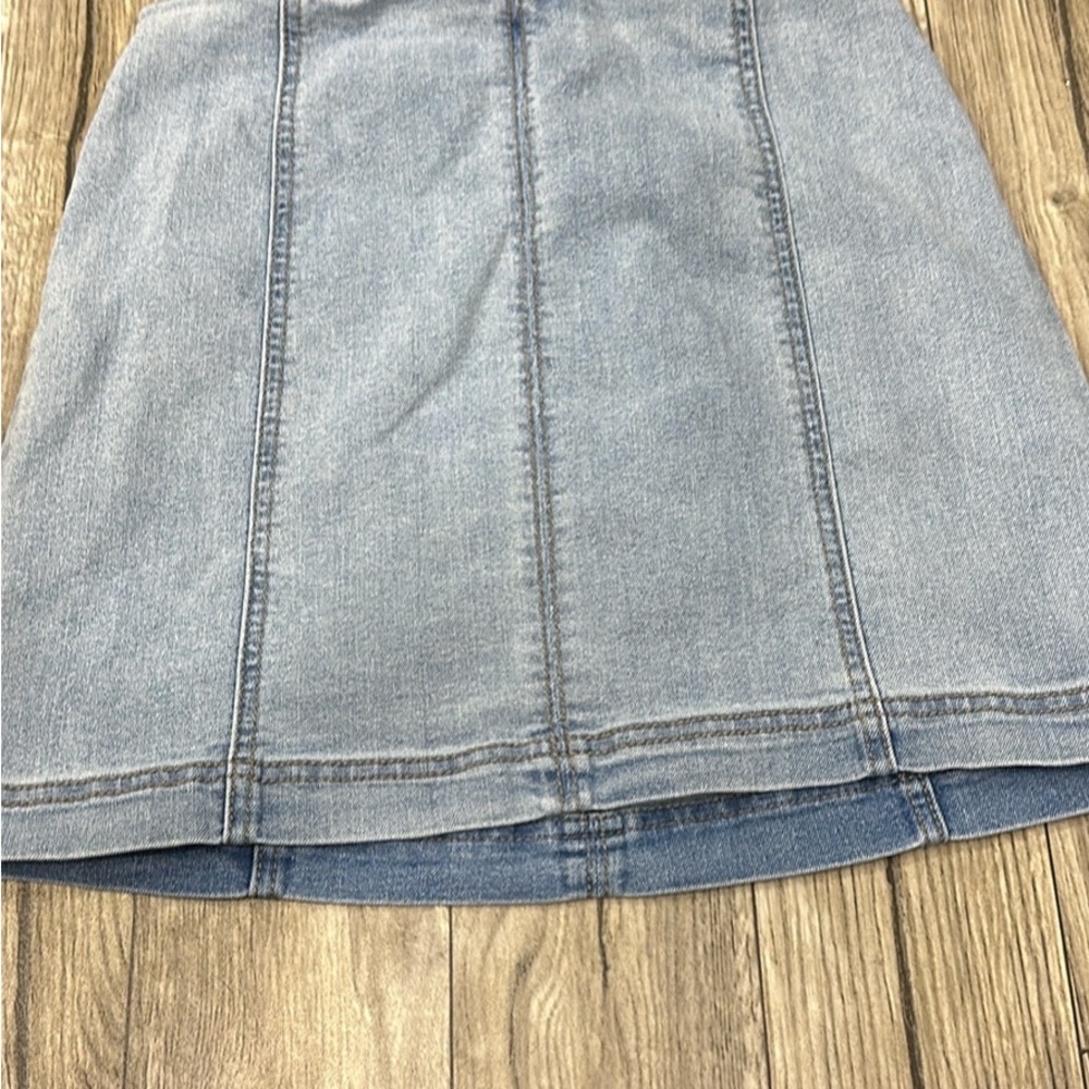 Stylish Denim Skirt